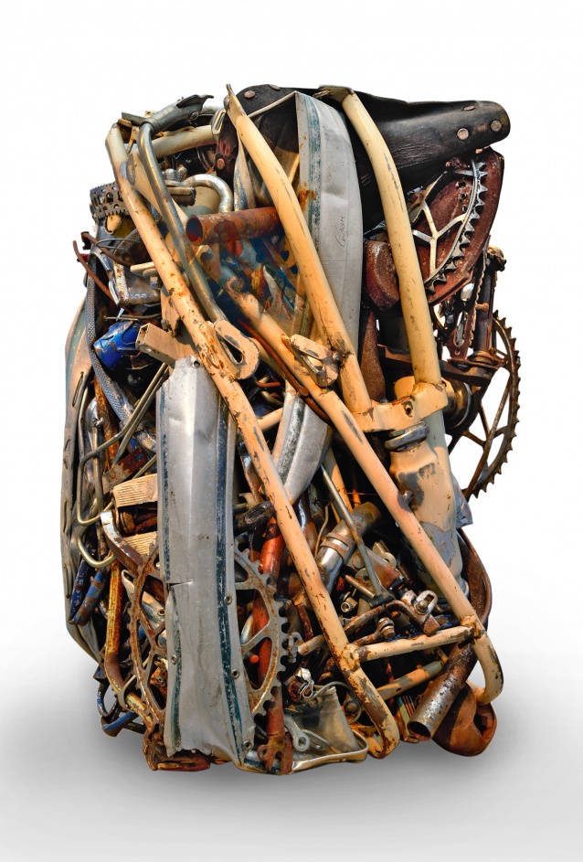 Compression de bicyclettes, 1975,60x37x28cm. Certificat de Mme Denyse Durand Ruel 85000€
